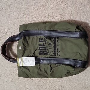 NWT Bold Rock Hard Cider Growler Tote